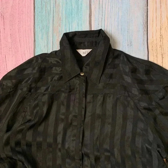 Vintage sheer dressy button down shirt - Picture 4 of 5